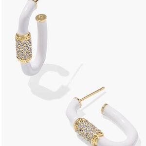 Kendra Scott Emery Gold Enamel Hoop Earrings in White Mix